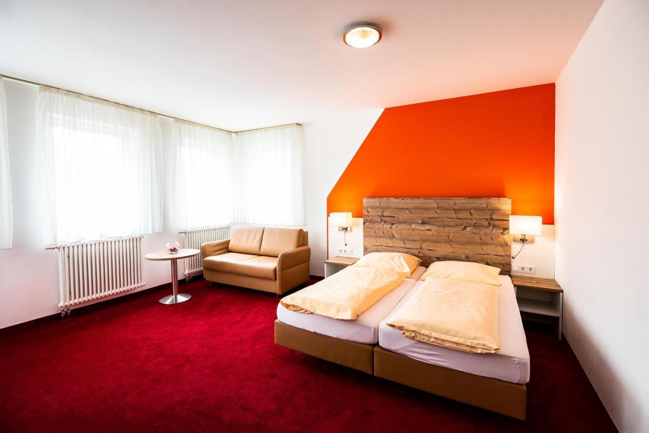 Sternplatz Hotel Эинген Экстерьер фото